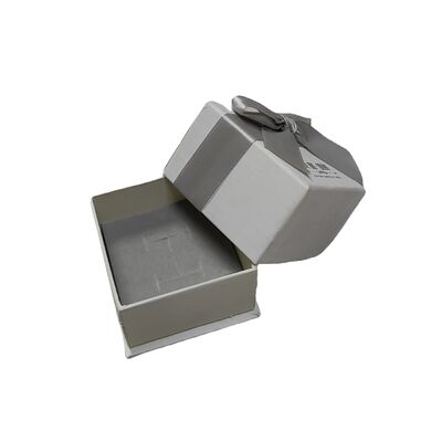 Goede prijs Aanpasbare sieradenpapieren doos met magnetische sluiting en mat gelamineerde afwerking, ideaal voor sieradenretail, geschenkverpakking en presentatiebehoeften online