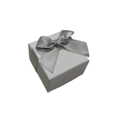 Goede prijs Aanpasbare juwelenpapierdoos met magnetische sluiting gemaakt van grijs karton en kunstpapier perfect voor cadeauverpakking en presentatie online